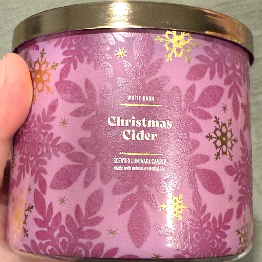 White Barn Christmas Cider Candle - Purple and Gold
